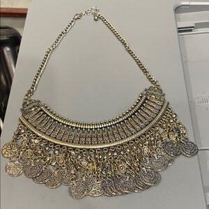 Vintage Elegant Gold Coin Necklace